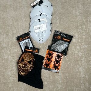 Halloween 🎃 masks and decor